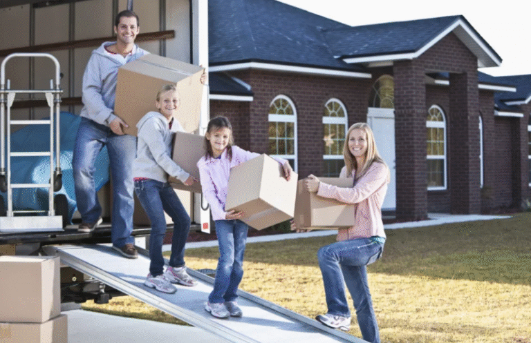 How Local Removal Experts Ensure a Seamless Move
