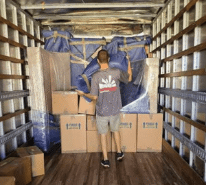 How Can You Choose the Best Movers in Englewood for a Safe and Stress-Free Move?